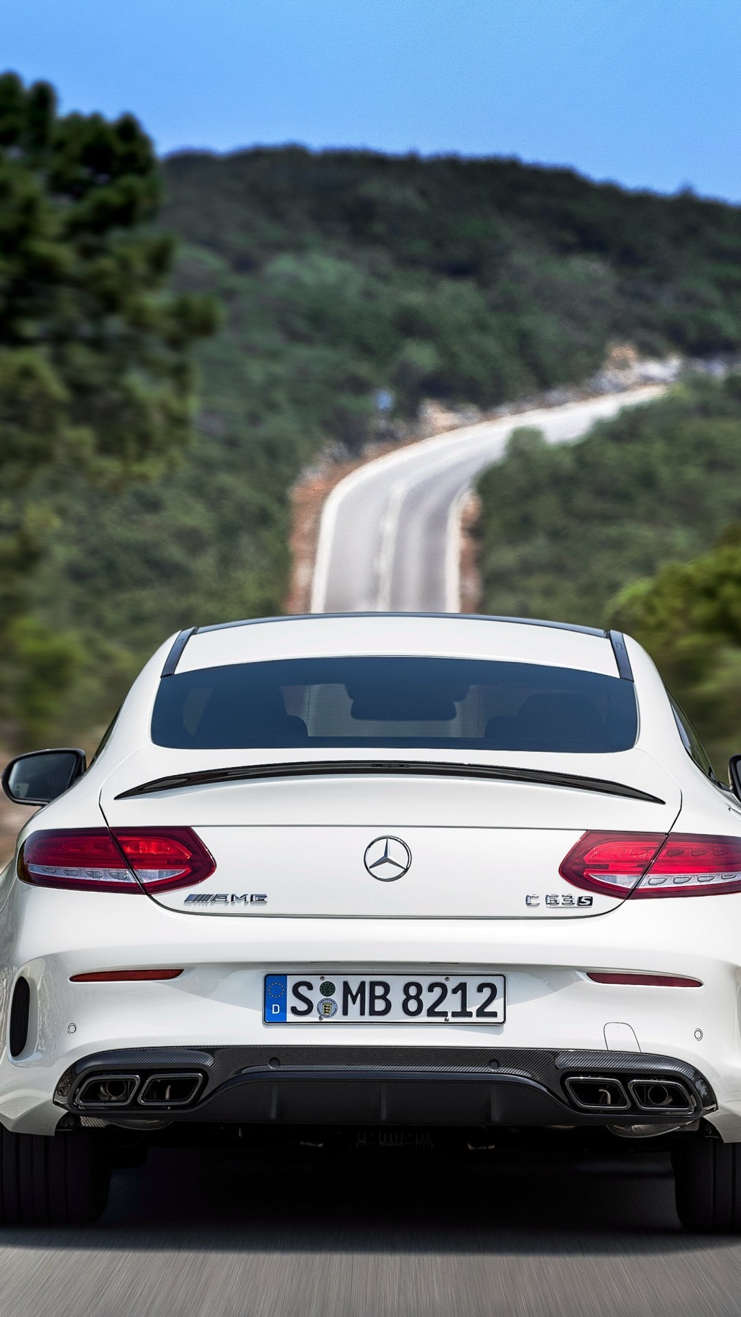 Mercedes c63 AMG Coupe зад