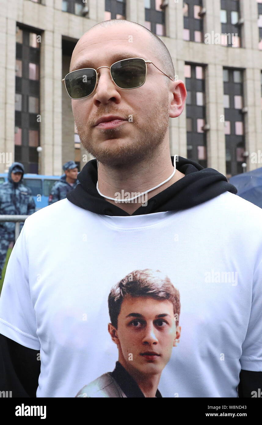 858x1390  Black и White Smile Wallpapers - Топ Свободная черно-белая улыбка - WallpaperAccess