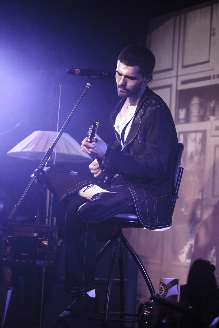 760x1140  noize MC - «Noize MC - Голос народа. Все как у людей - Трек на Злобу Дня. » |. отзывы 