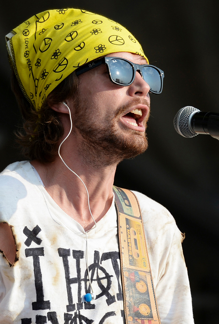 768x1137   Фото с концертов в клубе «16 Тонн» 