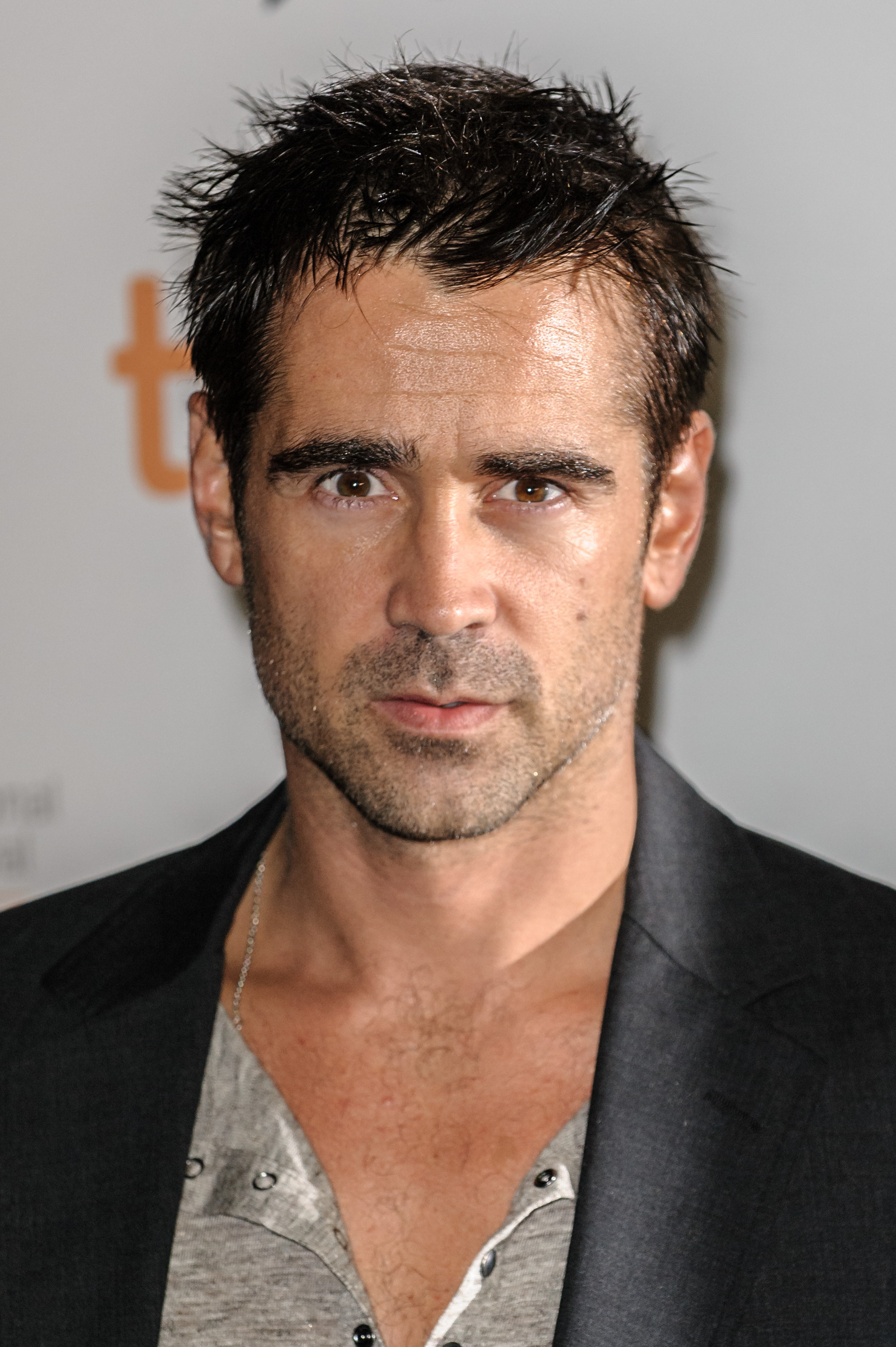 2010x3021  colin farrell 🔥🤴🏻. Отказ Колин Джеймс ... - Обои на телефон | Facebook