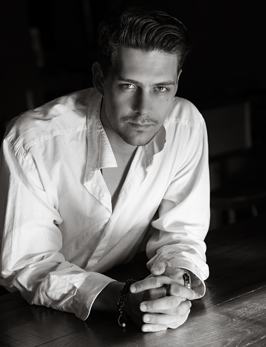 870x1134  MILOS Bikovic