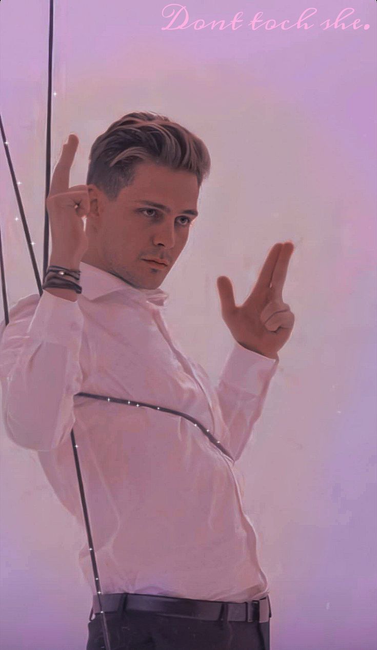 735x1268  milos Bikovic-Najlepsi Srpski Glumac | Facebook