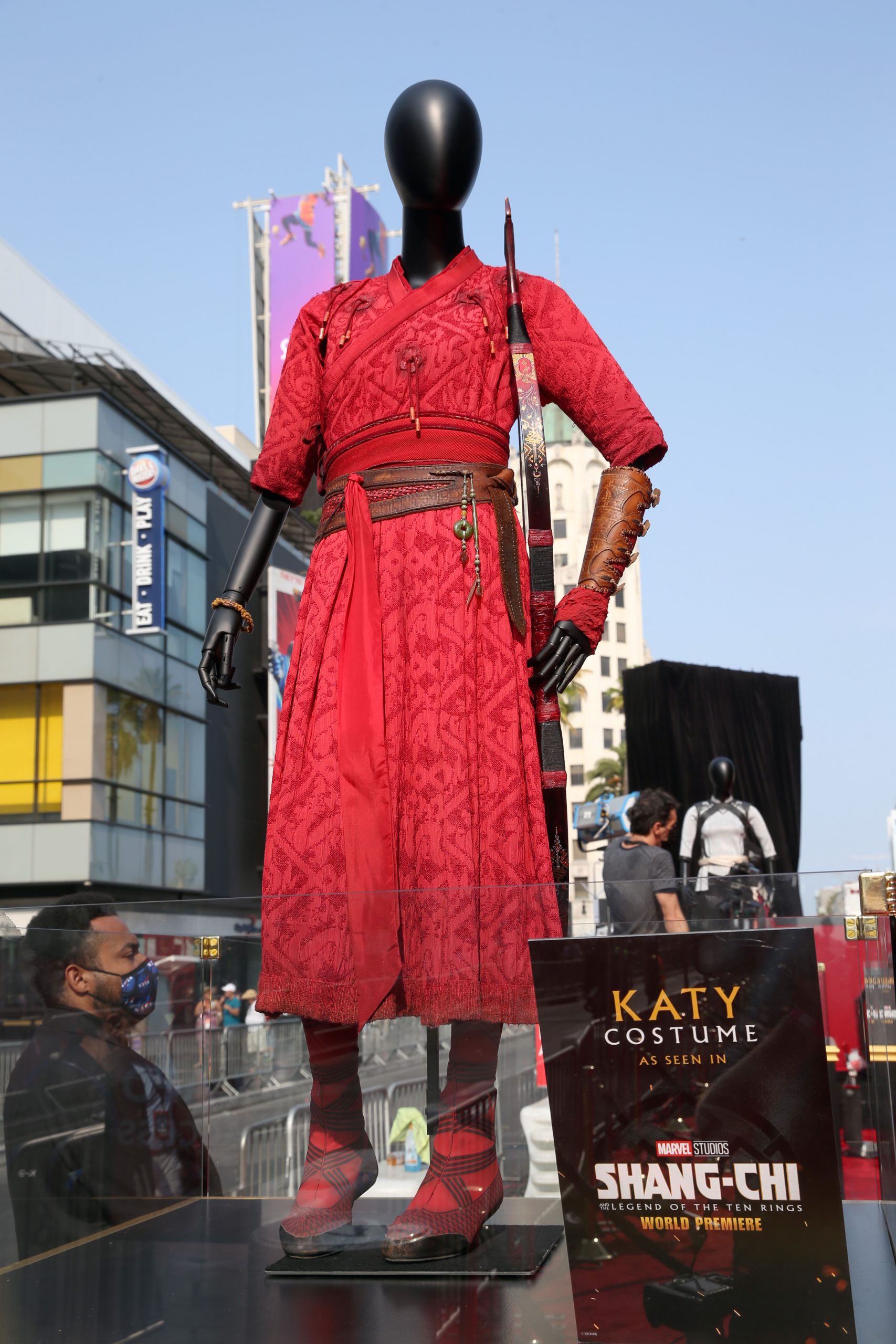 1707x2560  download Shang Chi и легенда о десяти колец обои - GetWalls.io 