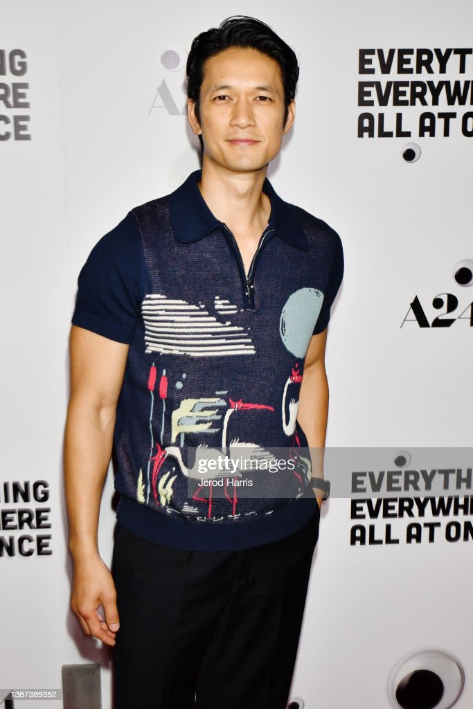 683x1024  HTTPS: //katzddl.net/movies/everything-everywhere-all-at-once-2022-720p-webrip-900mb-x264-galaxyrg/