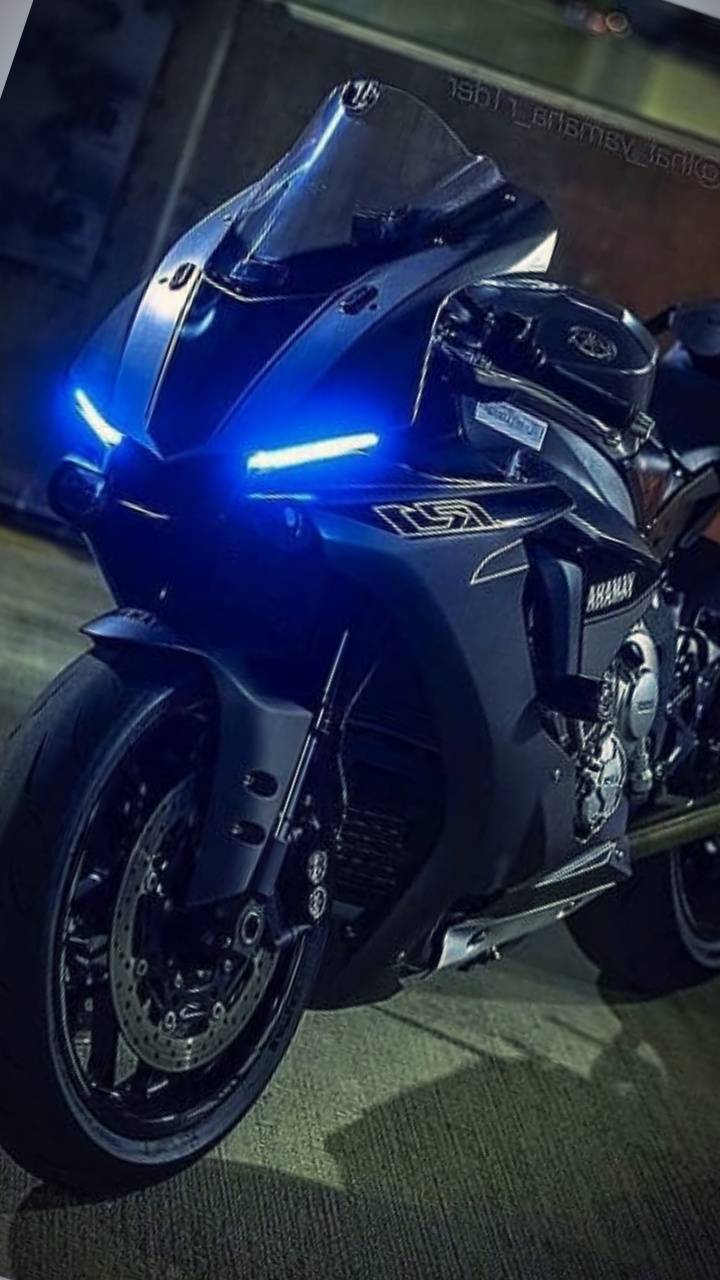 Yamaha r 3 Neon