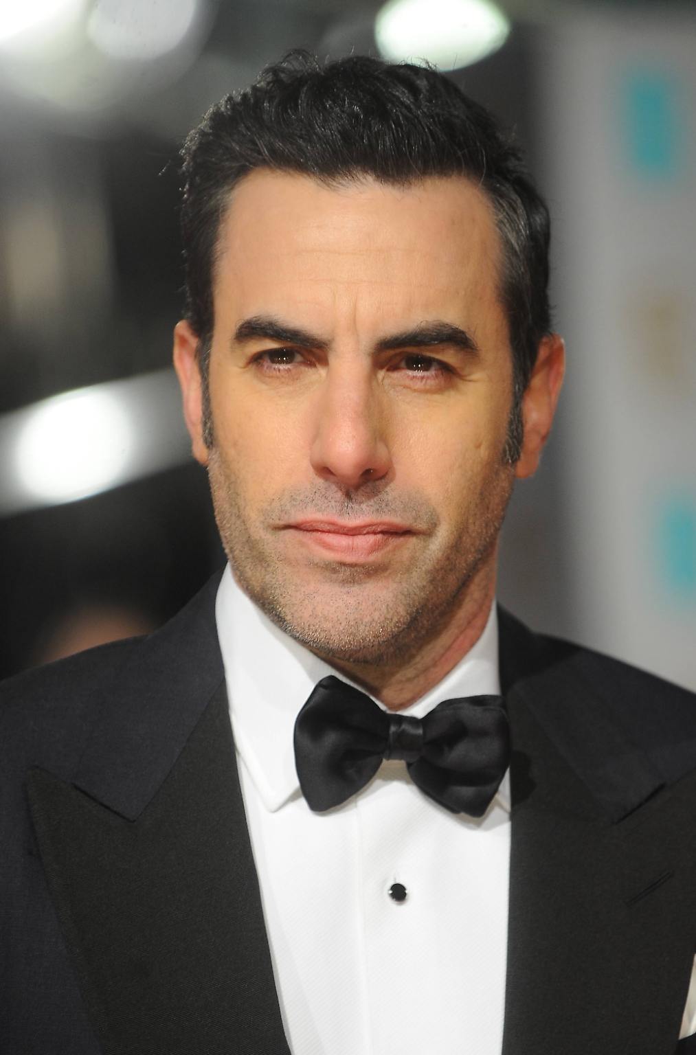 1013x1536   Я сексуально, и я знаю это: \ "Борат \" Университет Хейсен Мизен - N -TV.DE 