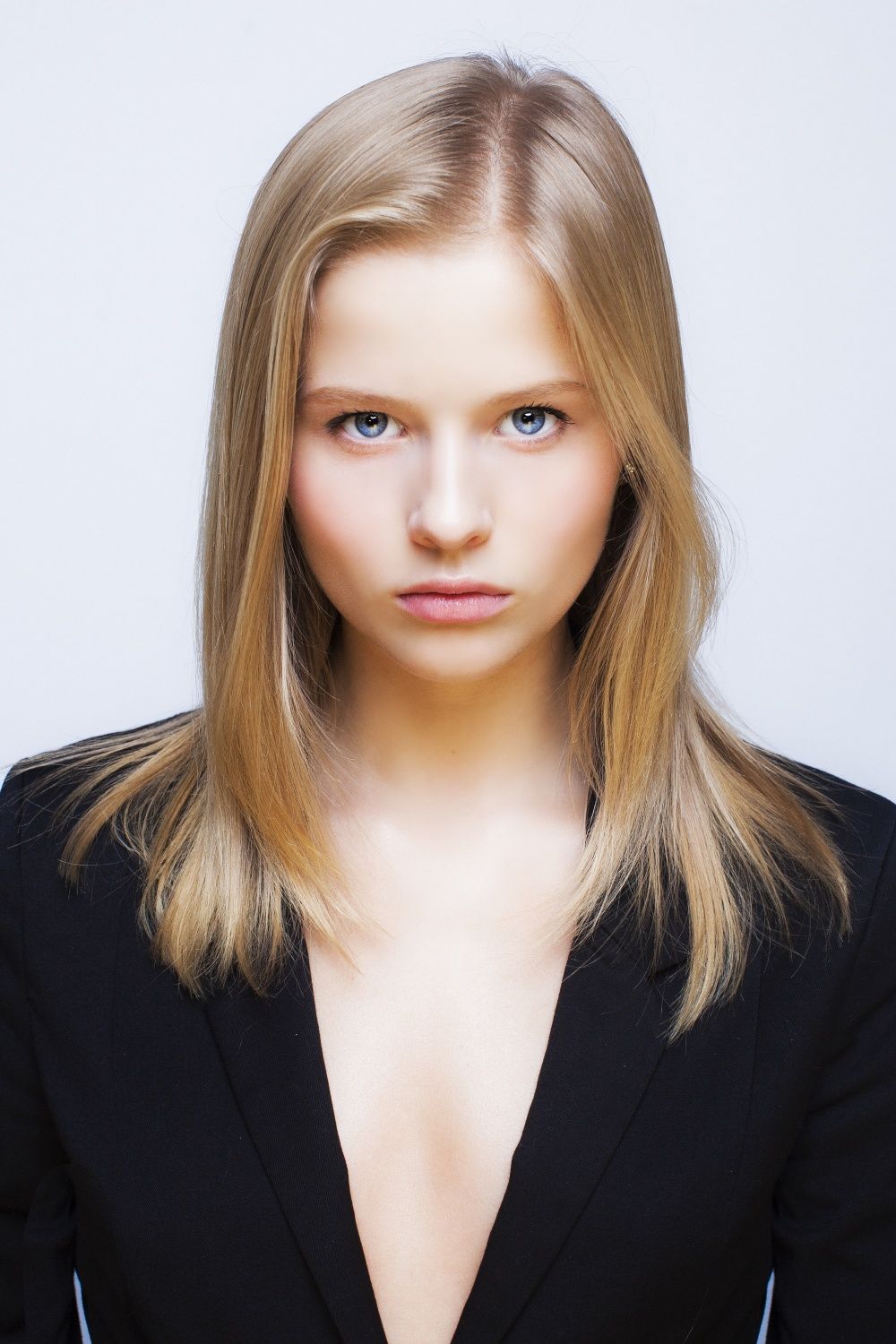 1000x1500  Александра Бортич: фото, биография, фильмография, новости - Вокруг ТВ.