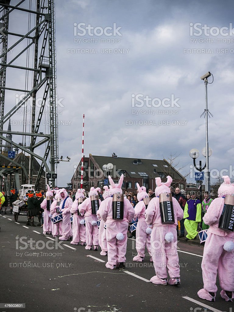 768x1024  Williams präsentiert neuen WM-Boliden FW44 - Sky Sport Austria