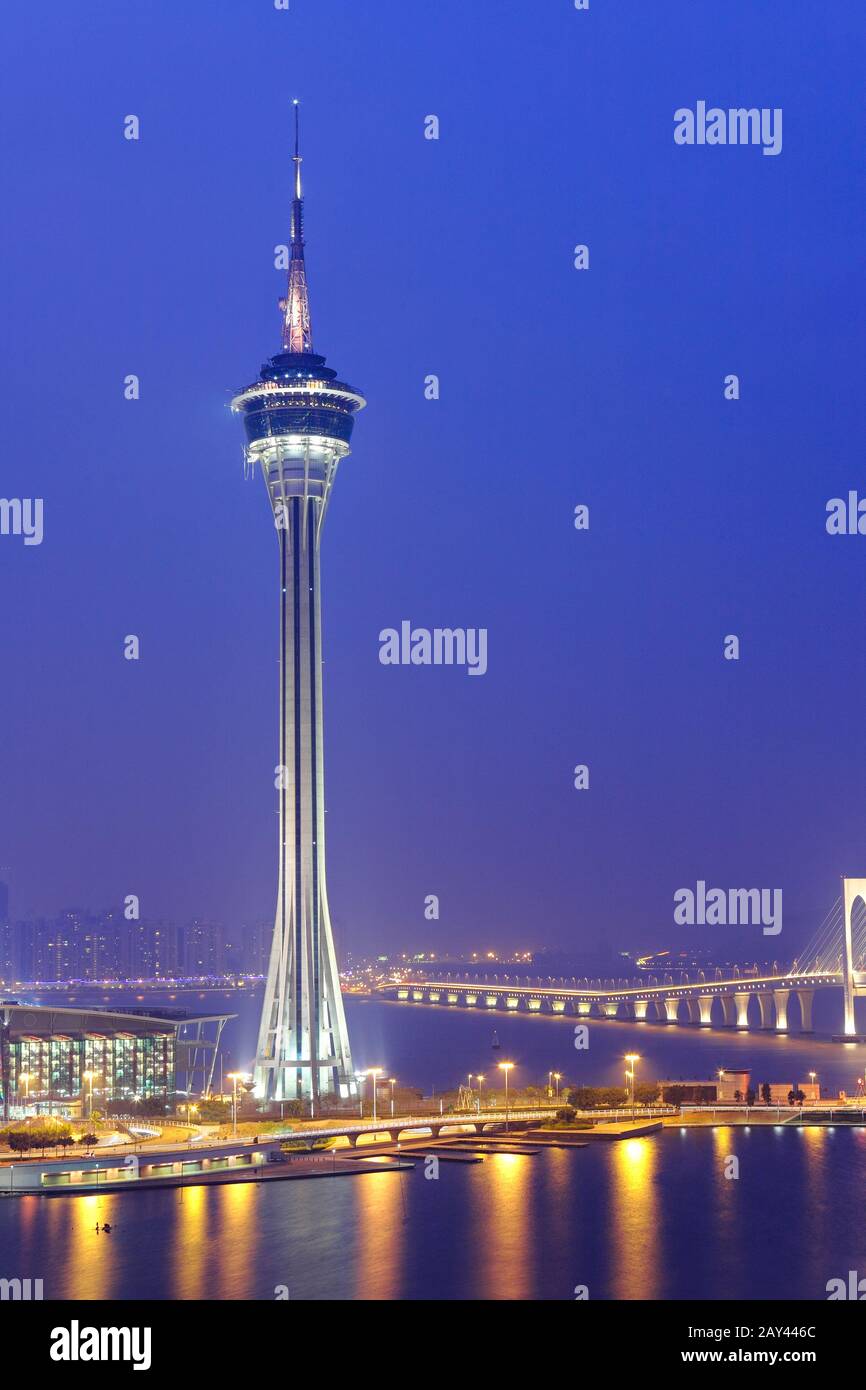 866x1390  wallpaper. , бронирование, путешествия № 8703 