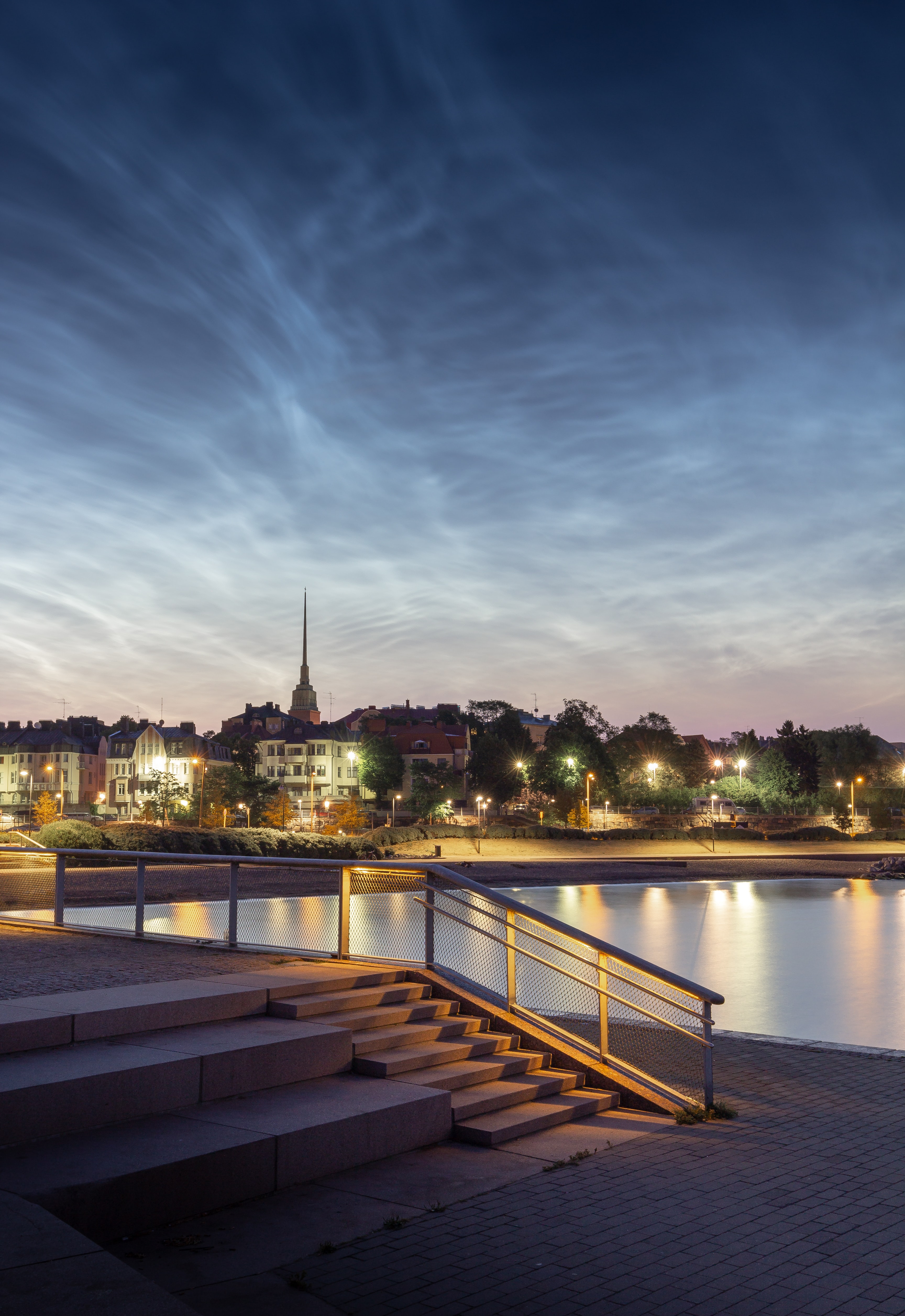 3456x5025  silhouette of Trees возле тела воды во время заката Фото - бесплатное изображение Хельсинки на Unsplash