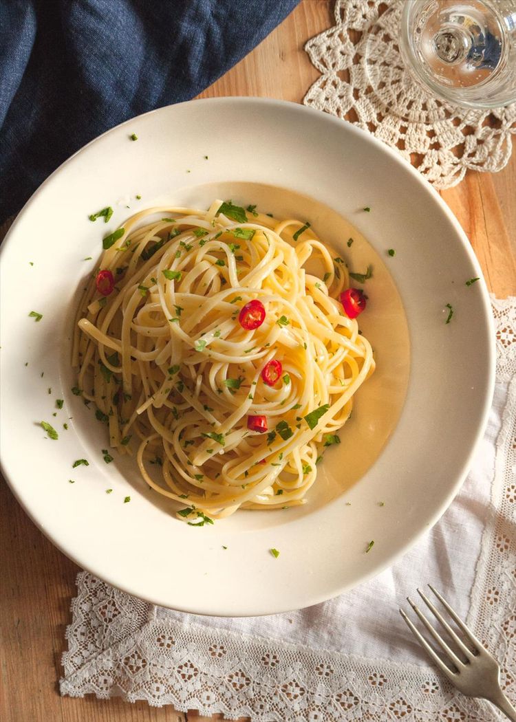 750x1050  spagethetti coiled -flector -free -free -free -free -free -\ uremty. Spaghetti Stock Photos \ U0026 Изображения · 100% скачивание без роялти HD 