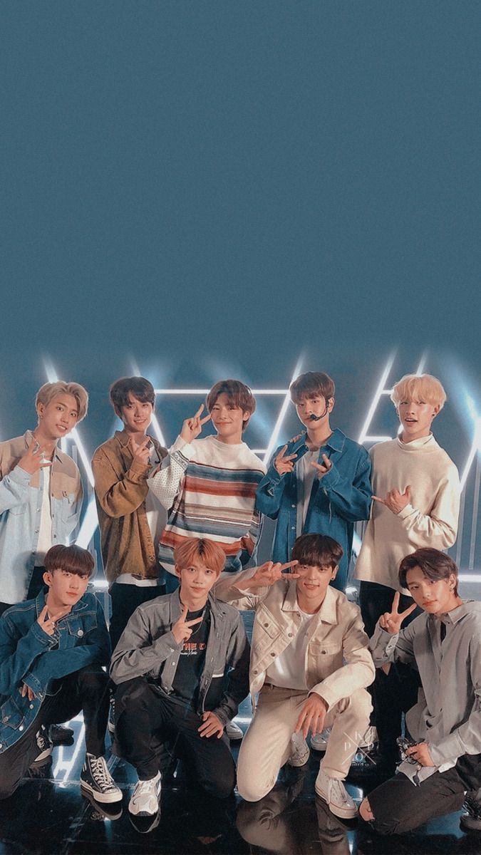 675x1200  stray детские обои 🎪 (@Stay4skz 
