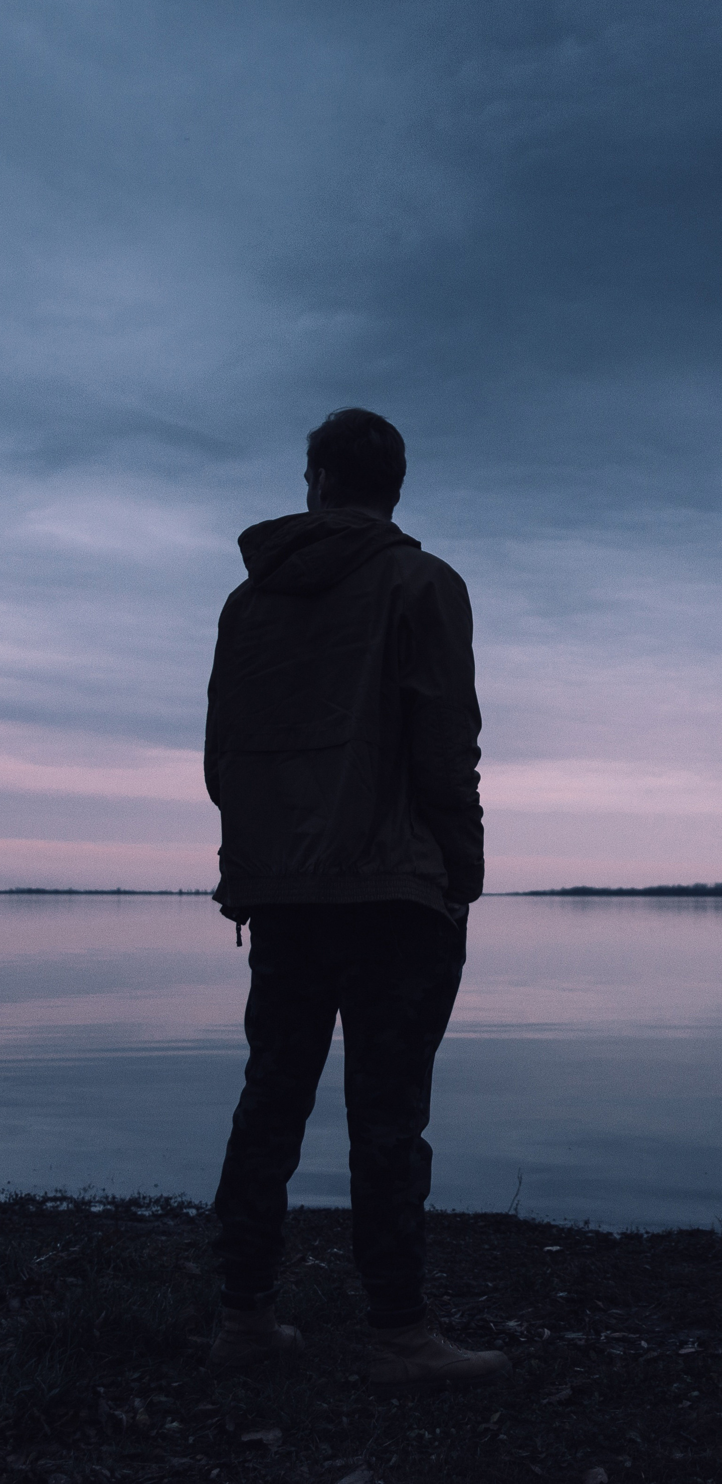 1440x2960   скачать обои 1440x2560 Одинокое, одиночество, фотограф, река QHD Samsung Galaxy S6, S7, Edge, Note, LG G4 HD фоновая 6 плюс обои HD - Mactrast