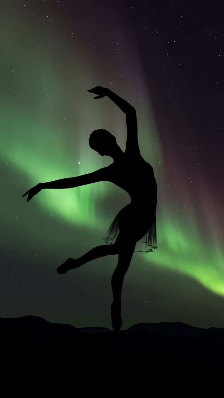 Танцовщица в темноте