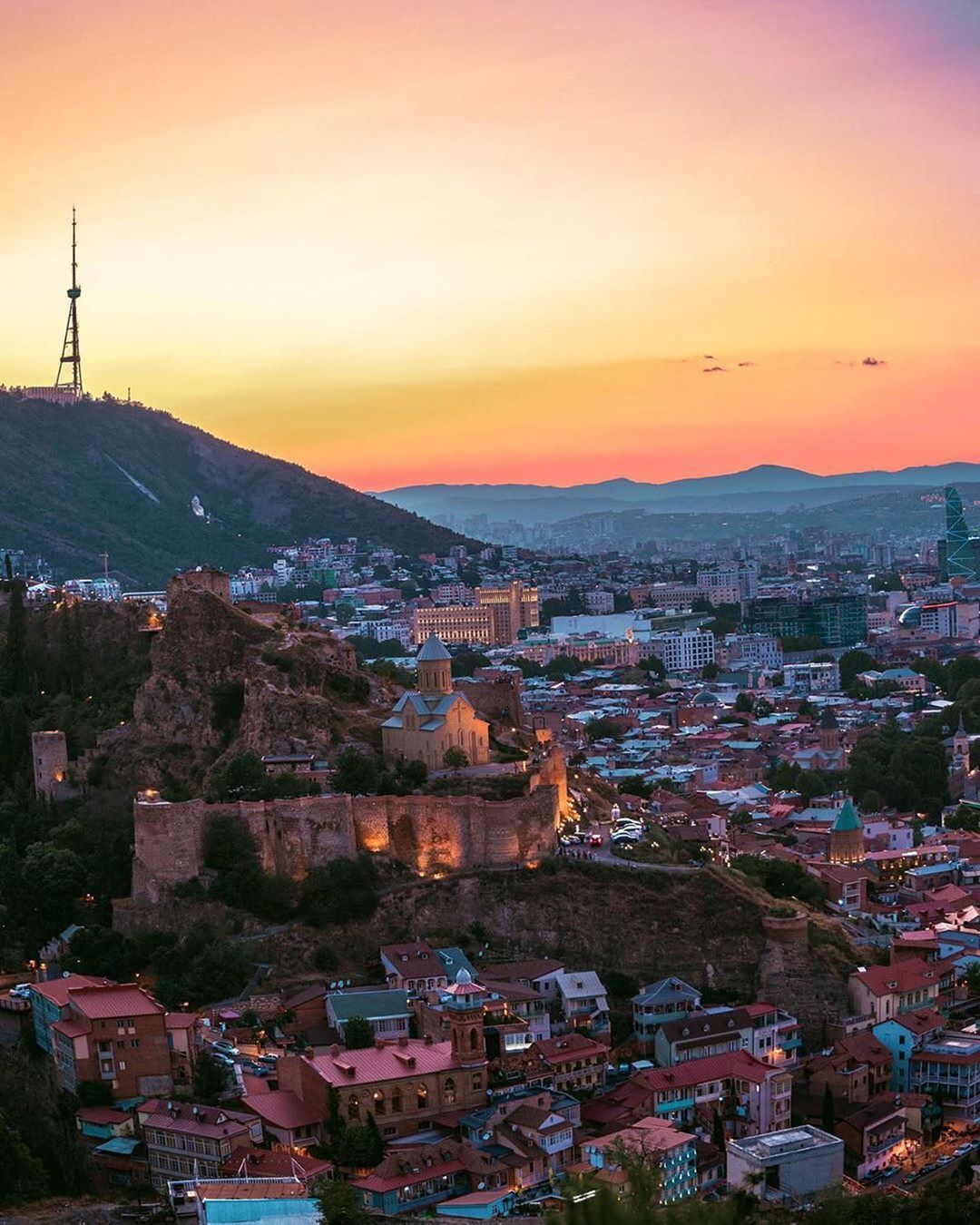 1080x1350  georgia, Tbilisi, CityScape, дома, река, мост 1242x2688 iPhone 11 Pro/xs Max обои, фоновый фон, изображение, изображение 