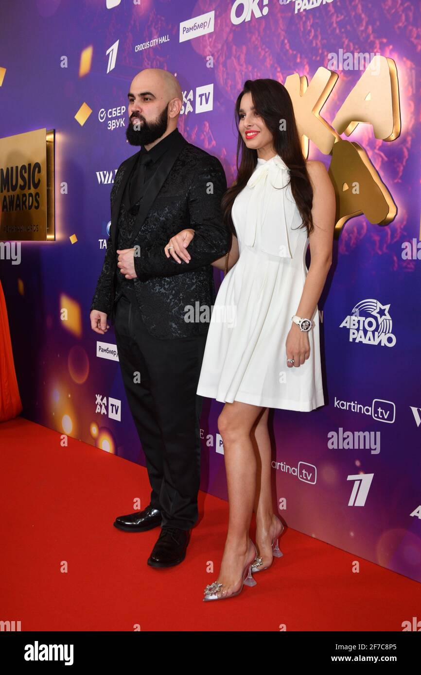 866x1390   1080p, 2K, 4K, 5K HD Обои Скачать бесплатно | Обои Flare