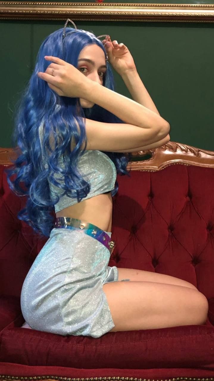 719x1280  Мэйби Бэйби - 69 фото