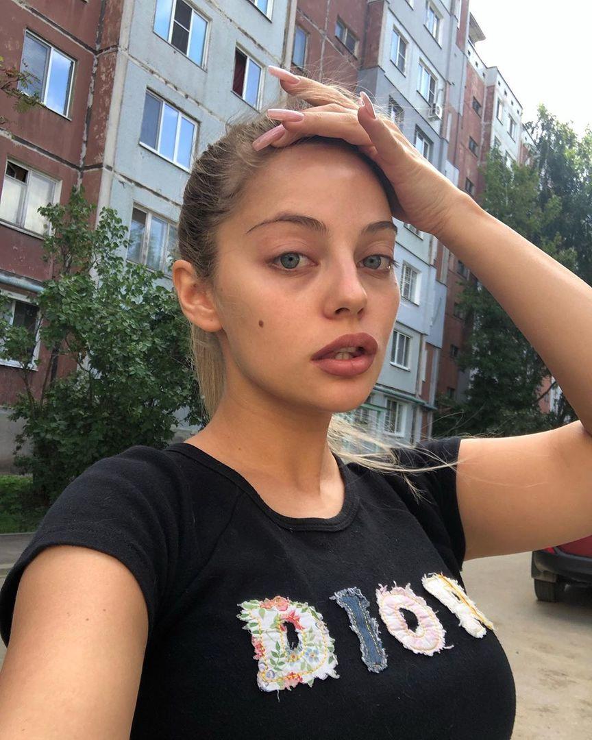 864x1080   Канник Кигук | Онлайн-платье по магазинам, красивая девочка макияж, красивое лицо девушки 