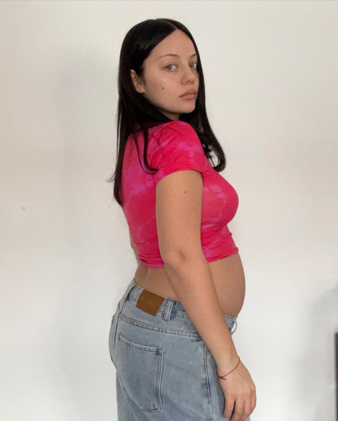 1080x1346  Экс-солистка группы Serebro снялась без бюстгальтера в прозрачной водолазке