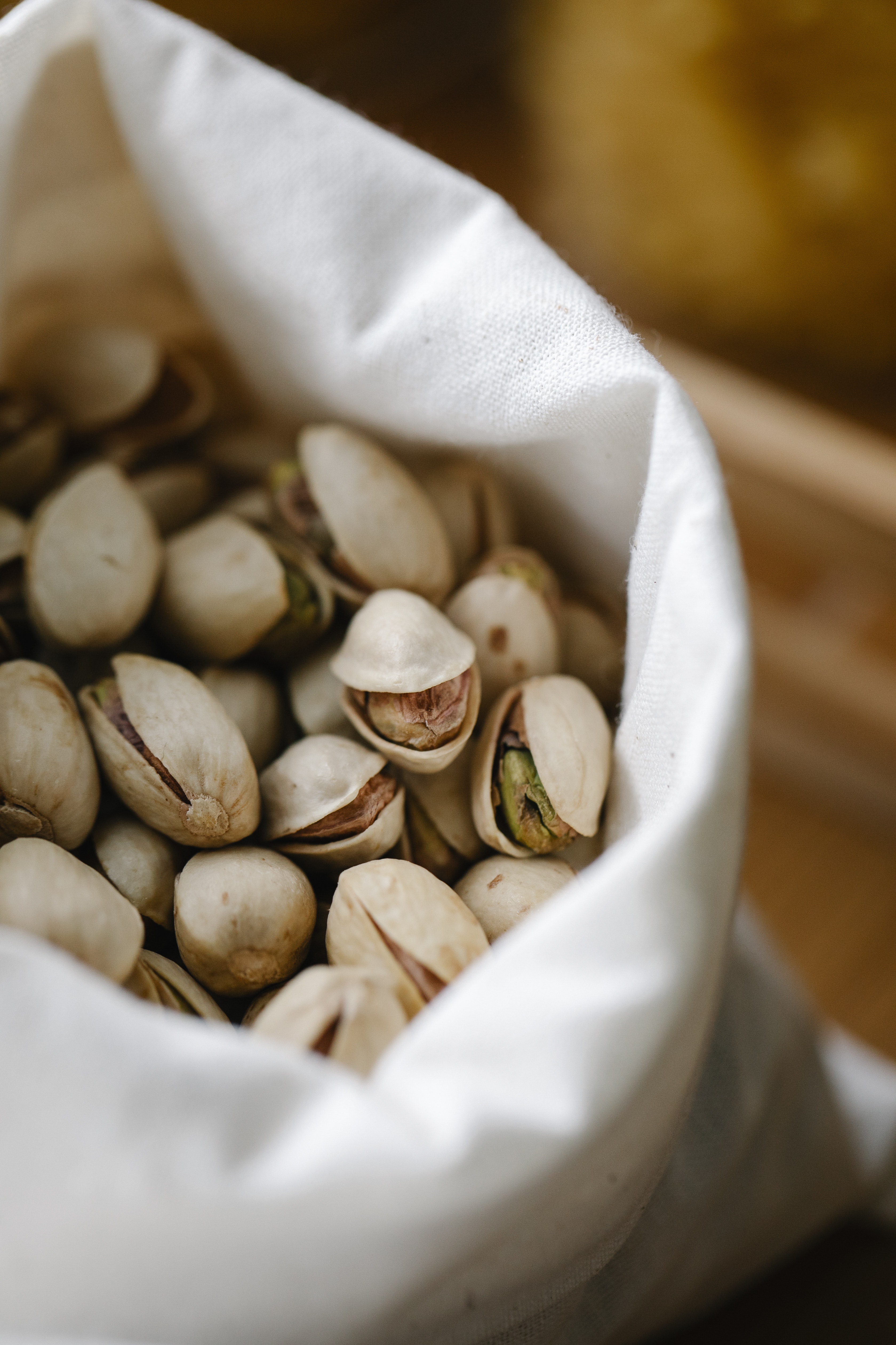 3360x5040  HD Pistachio Walpapers | Peakpx