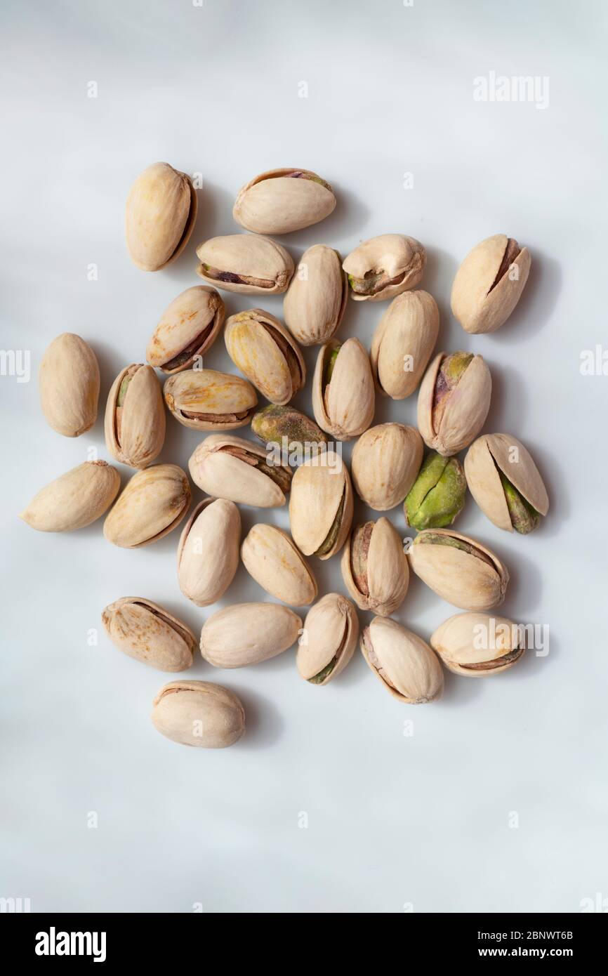 866x1390  Images Texture Pistachios Food Nuts 1080x1920