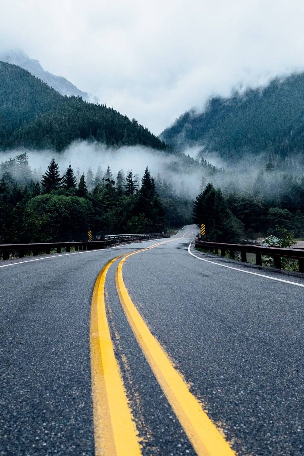 1000x1500  HD обои для телефона - футуристический киберпанк -стрит 