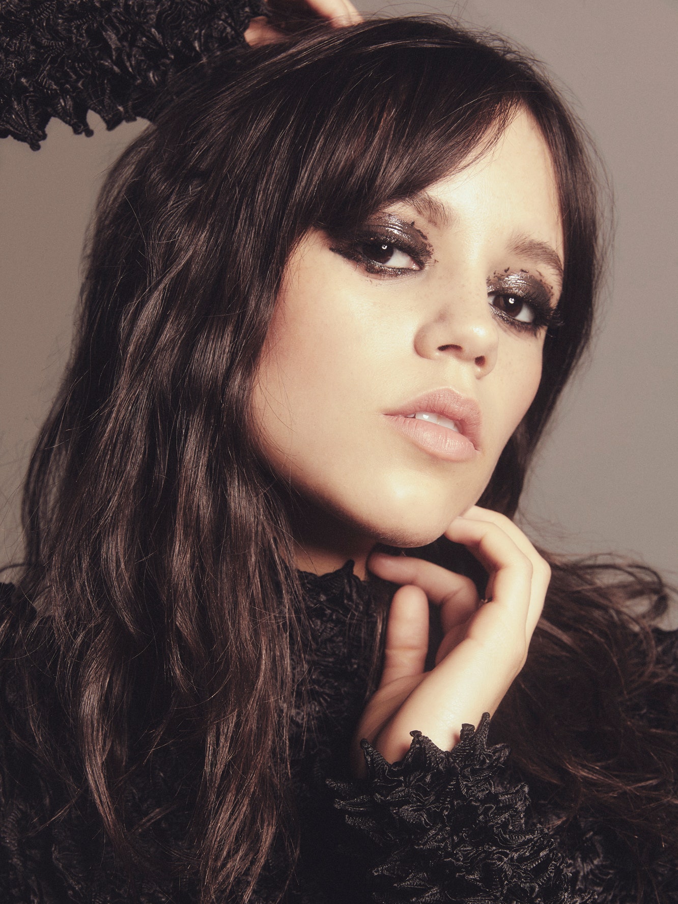 1332x1776   Как игра в среду Аддамс изменила процедуры красоты Дженны Ортеги - интервью | Allure