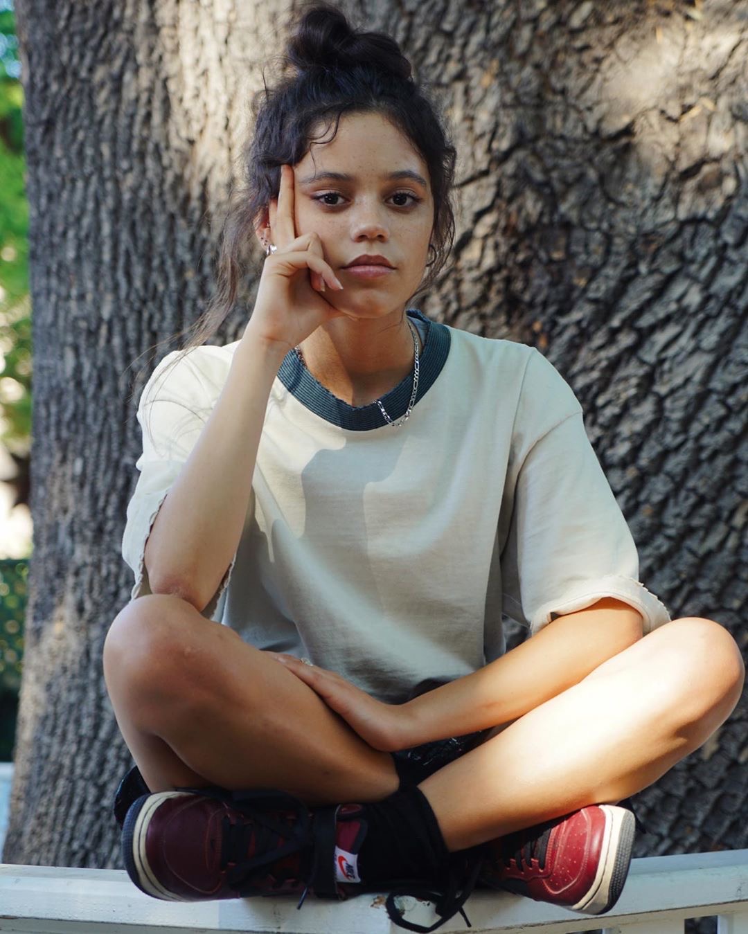 1080x1349  Jenna Ortega Wallpapers - Обои пещера 