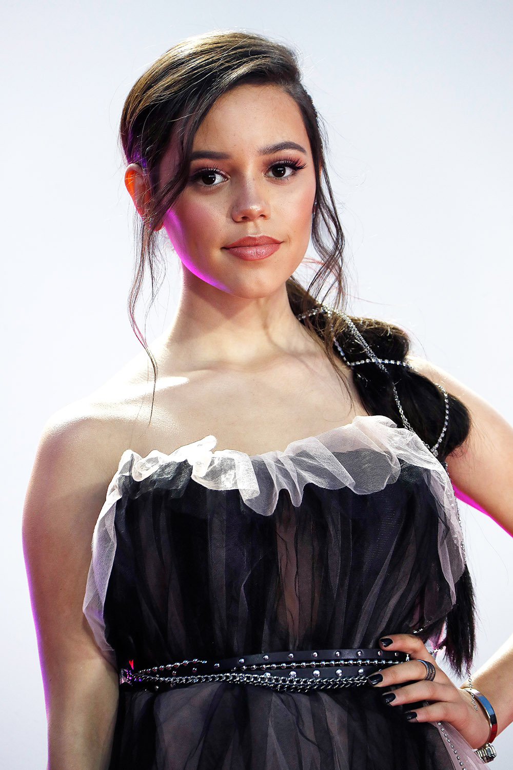 1000x1500  wednesday addams jenna ortega series 4k обои iPhone HD Телефон #6460h 