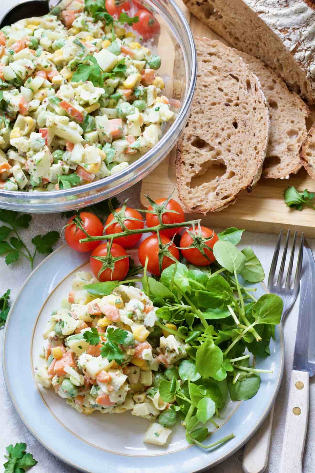 1200x1800  Cajun (30 -минутный рецепт!) - ущипнуть и вихрь салат на ранчо на ранчо - лечения Джули \ U0026 ® 