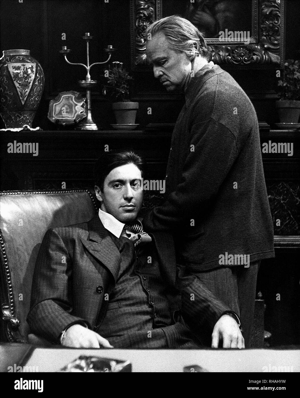 1049x1390  marlon brando as vito corleone foto compartilhado por niles_429 | Португас де Партильха de Imagens Omecens