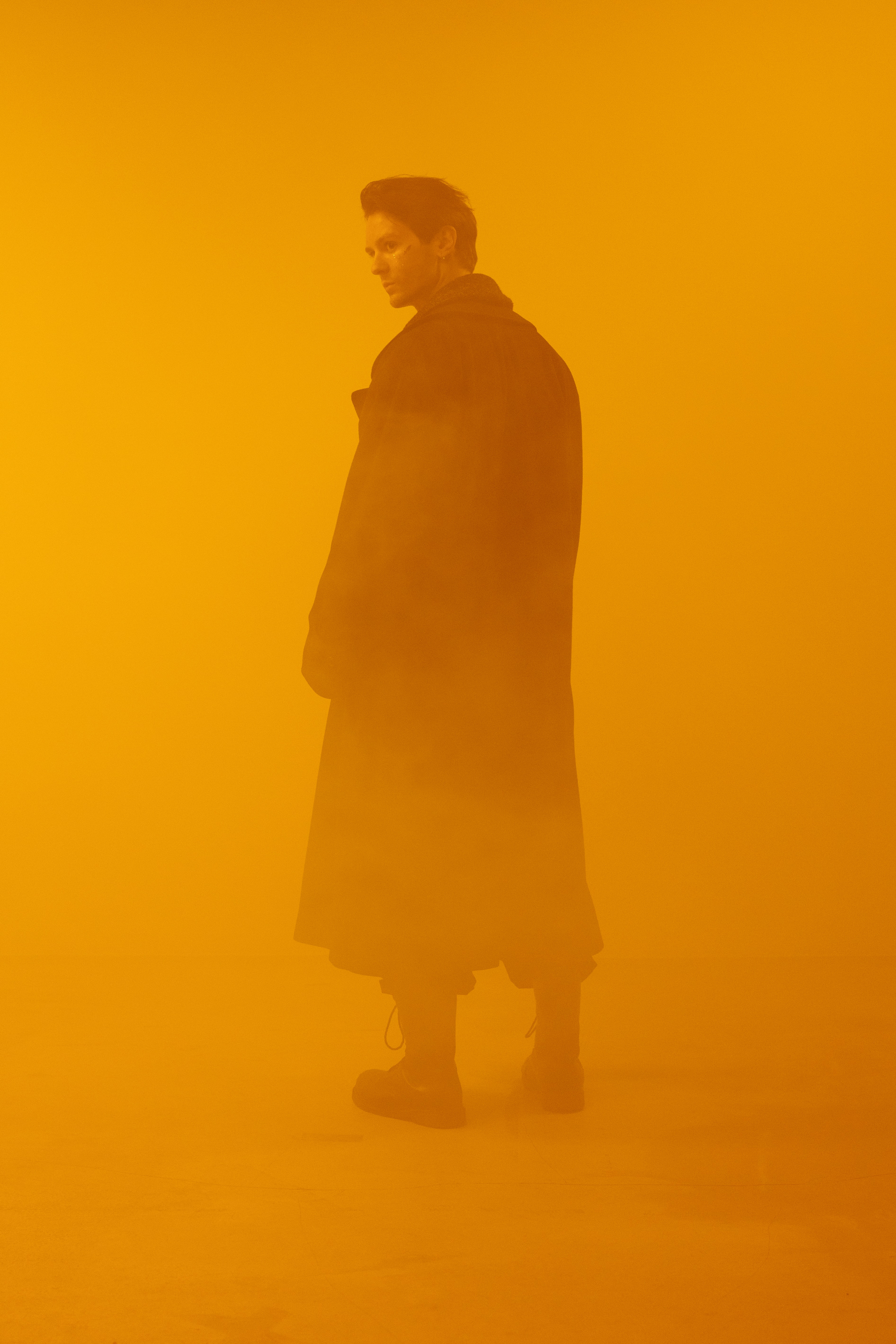 3785x5677   ac valhalla eivor hidden blade ax 4k обои № 3.1961 