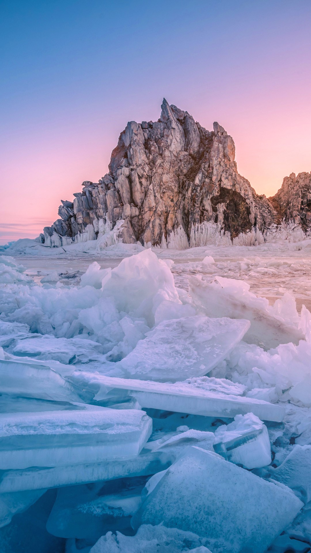 1080x1920   Замороженные озеро 8K iPhone 8 Wallpapers бесплатно 