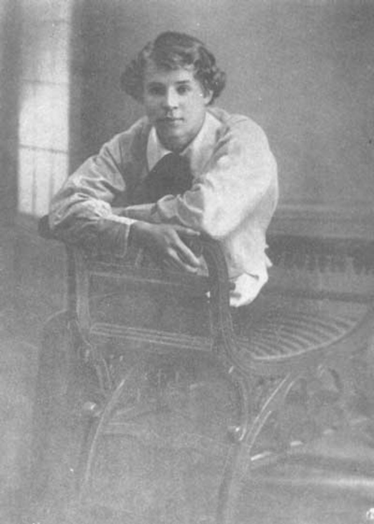 770x1080   eseninen: skandal -naberkyne \ " Konstantinovo 