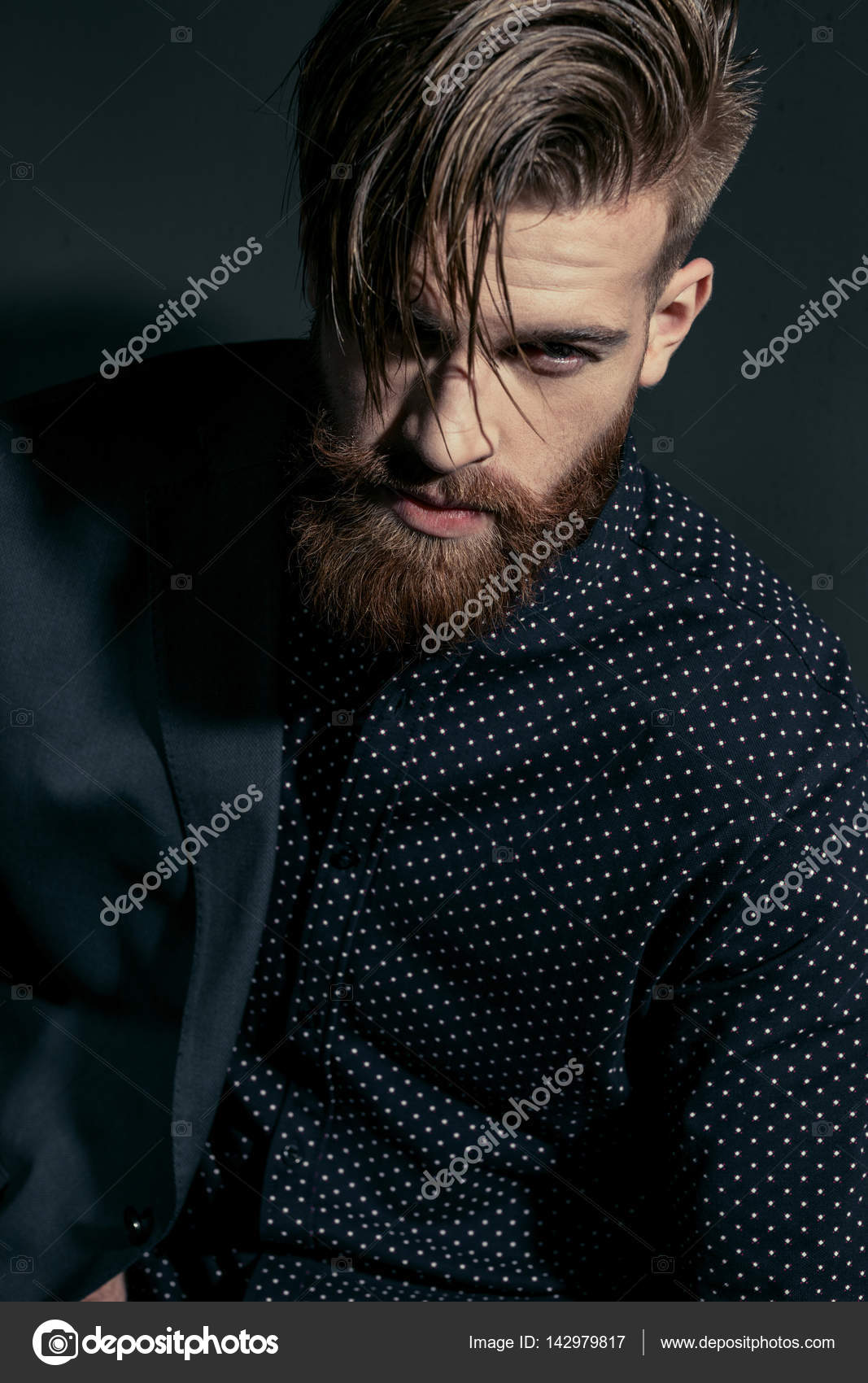 1067x1700  HANDSOME Телефон Обои - Mobile Abyss