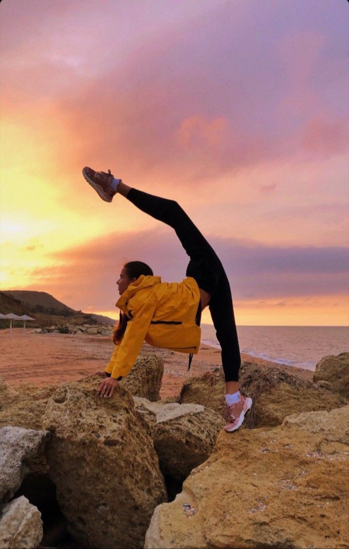 720x1131   rasthayжca #topstreching #шpagat #шkolaшpagata #kartinka # # #vsemшpagat #annakankank # Веса, Каптяньки, gorah -й й 