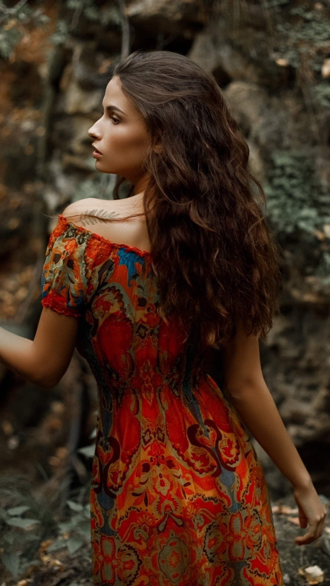 1080x1920   Wallpapers Girl Hallery -Wpw202698 - Прекрасная девочка - 744x1392 обои. Девушка, сидящая в траве 4K iPhone 6+ HD 4K обои, изображения, фоны, фотографии и картинки 