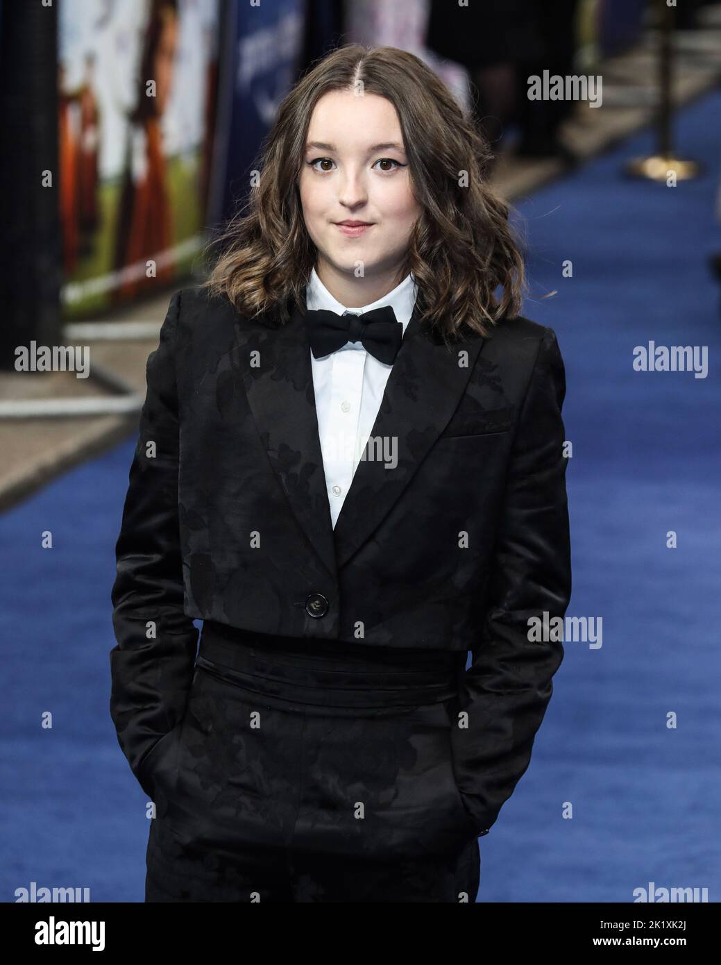 1039x1390  bella Ramsey HD обои | Pxfuel