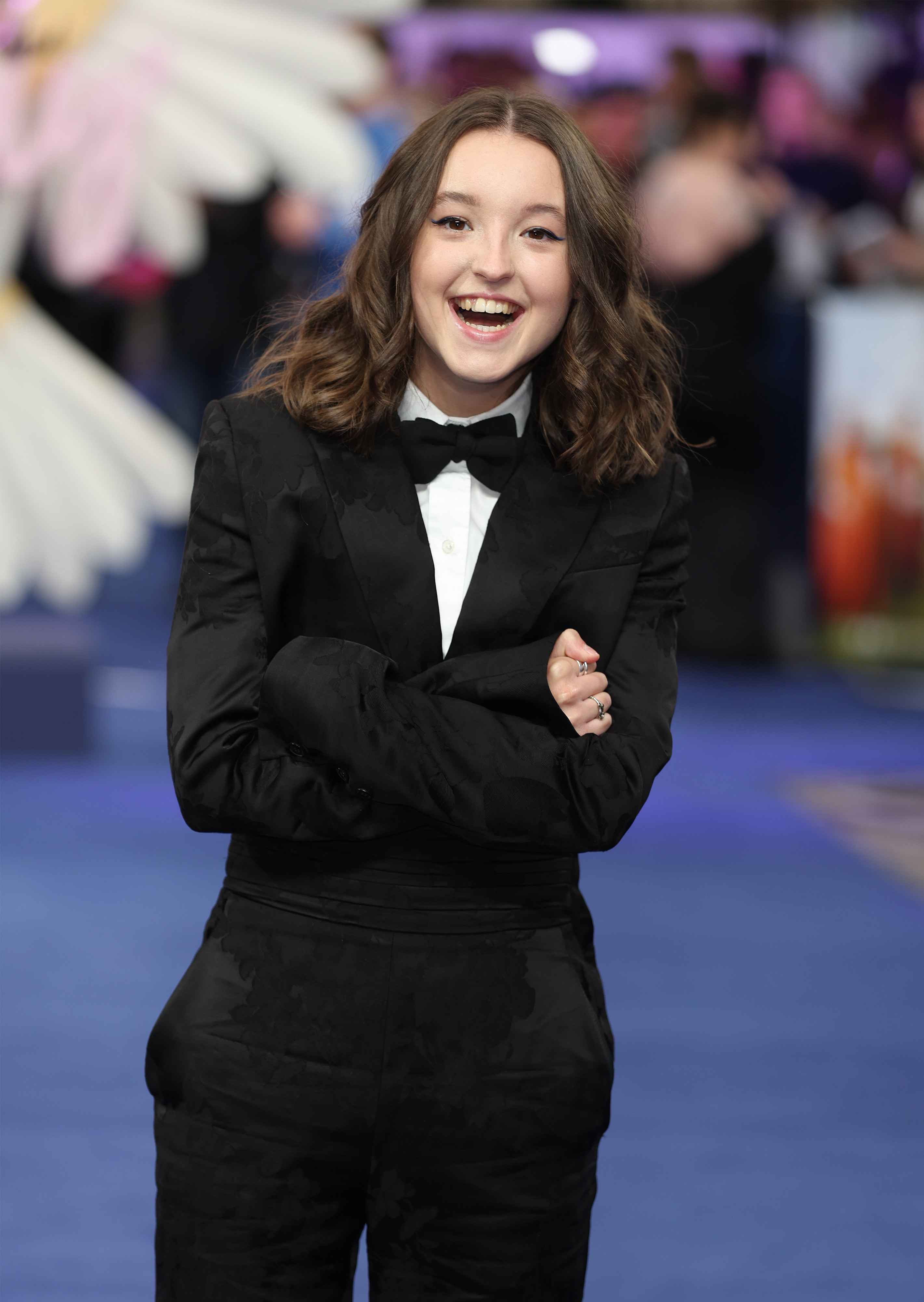 2842x4000  london, Великобритания. 30 сентября 2019 г. Белла Рэмси на красной ковровой дорожке Джуди в Лондоне «Премиреон Лондона». 30 сентября 2019 г. Ramsey HD обои | Pxfuel