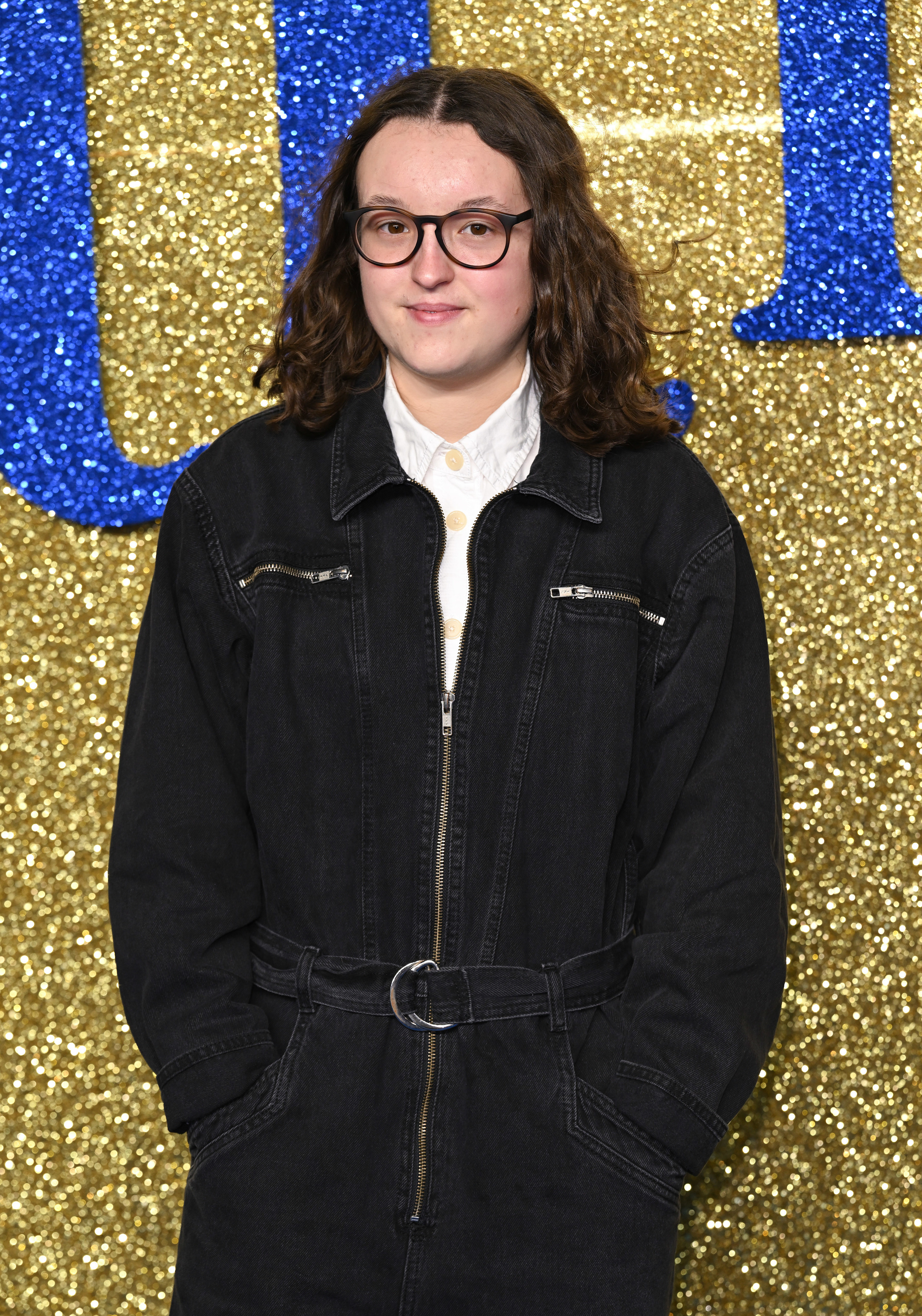 3000x4282  bella Ramsey Picture