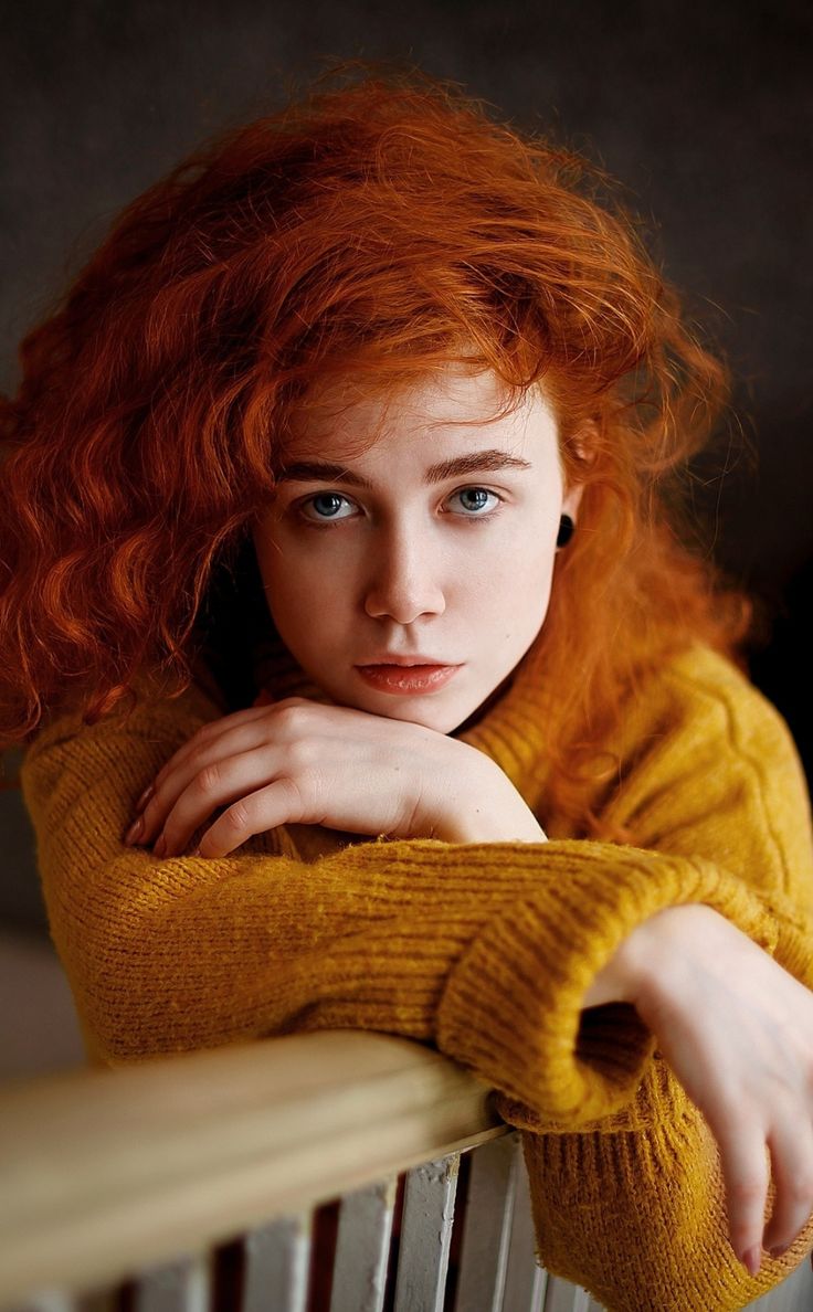 736x1188  redhead, женщина, кудрявые волосы, 950x1534 Обои | Кудрявые прически, рыжеволосой, красивые рыжие волосы 