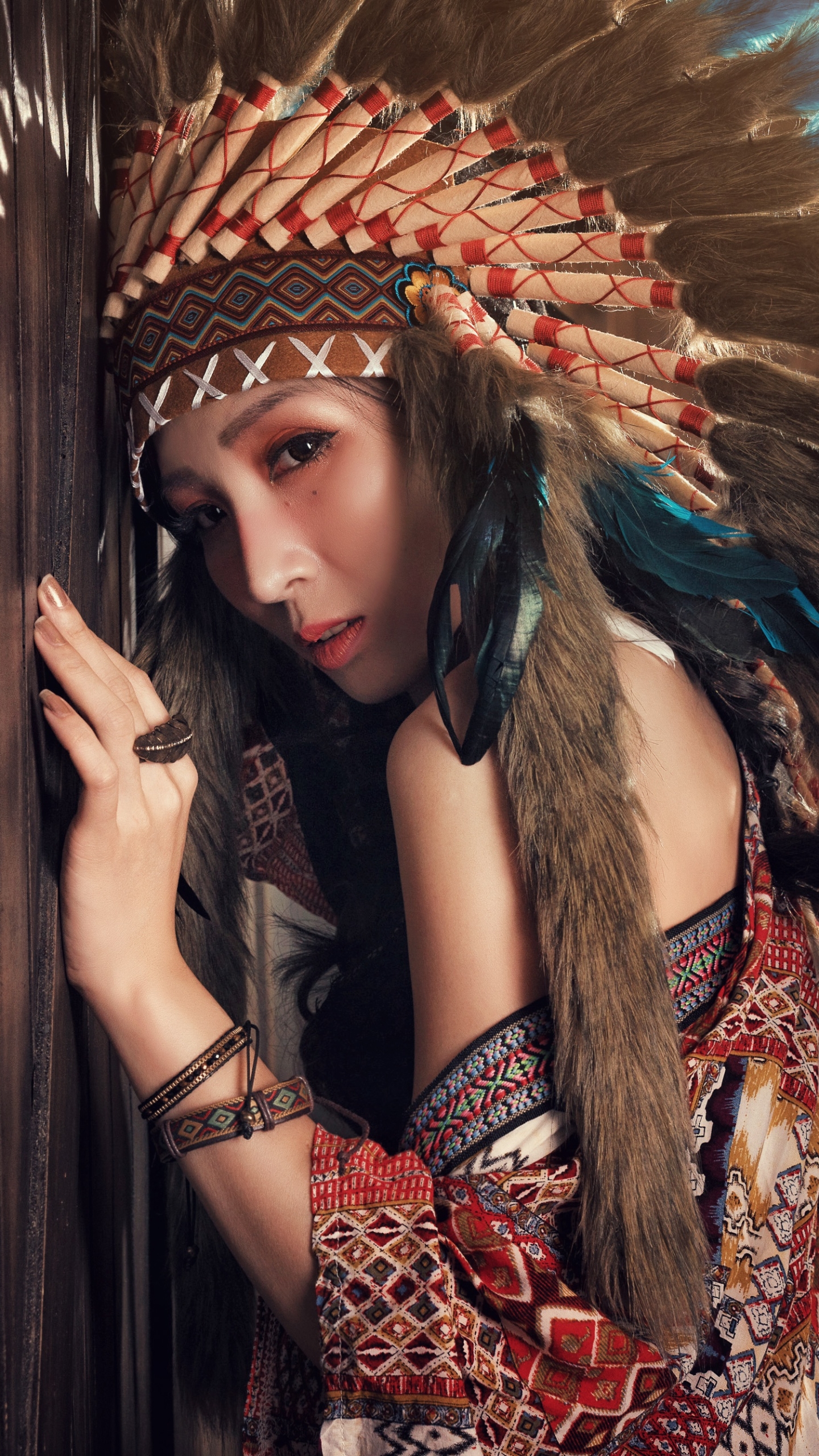 1440x2560  a Редкие фото коллекции жизни коренных американцев в начале 1900 -х годов, 1904-1924 годы - Редкие исторические фотографииФоны волка коренных американцев - Обои пещера 