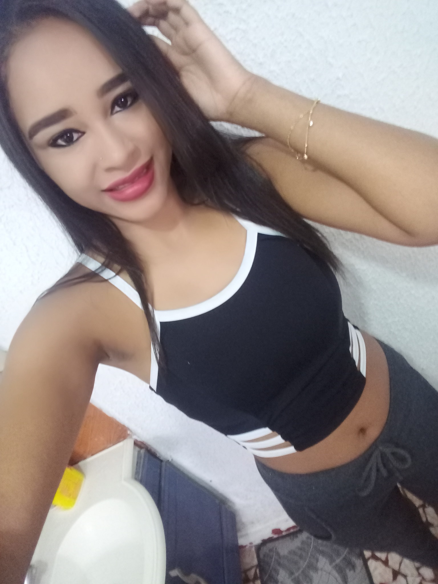 1536x2048  1000+ латинская девушка картинки | Скачать бесплатные изображения на Unsplash