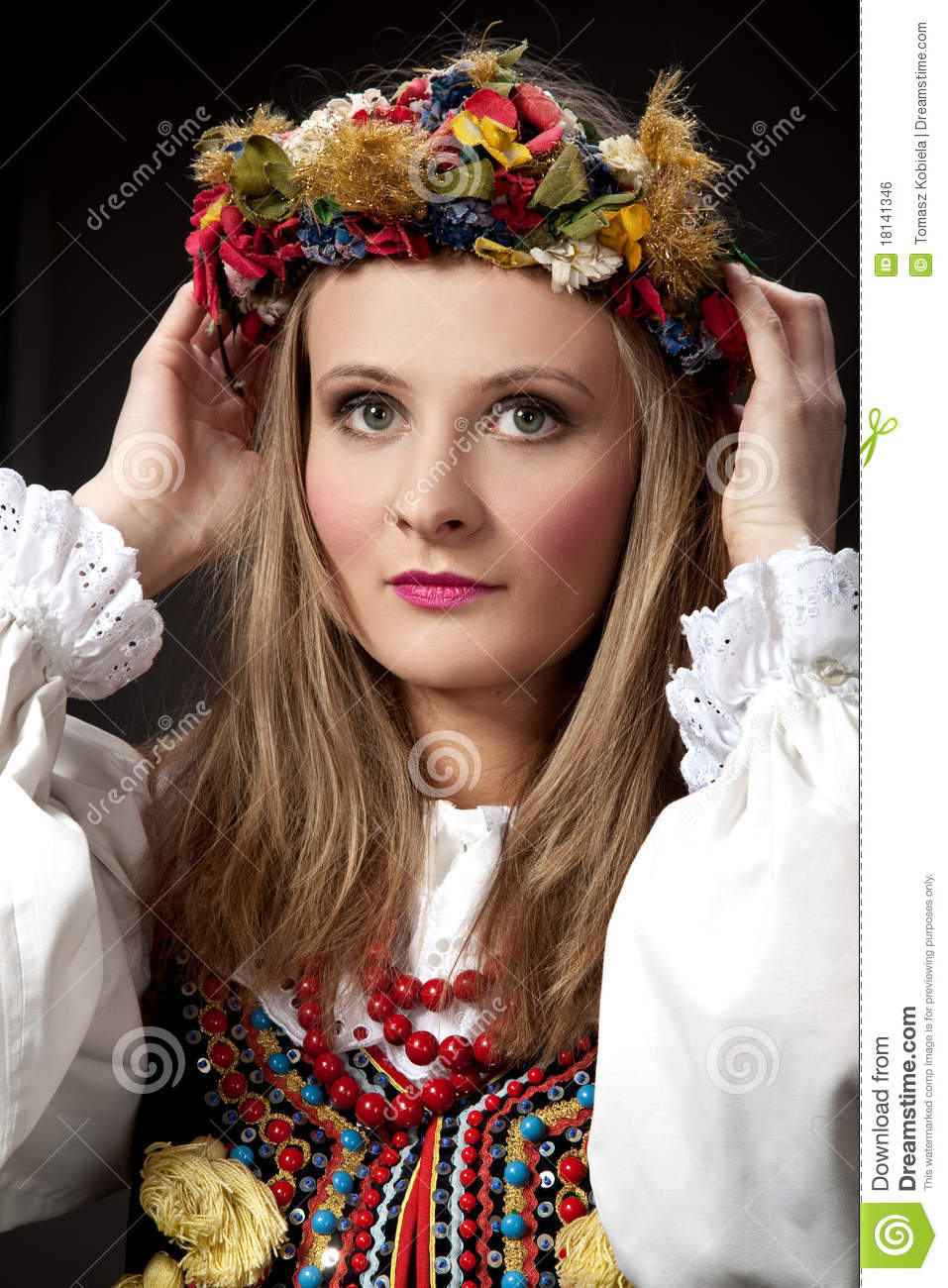 957x1300  HD обои: Россия, UFA, девушка, Wimdows, кожа, один человек, молодые женщины | Обои