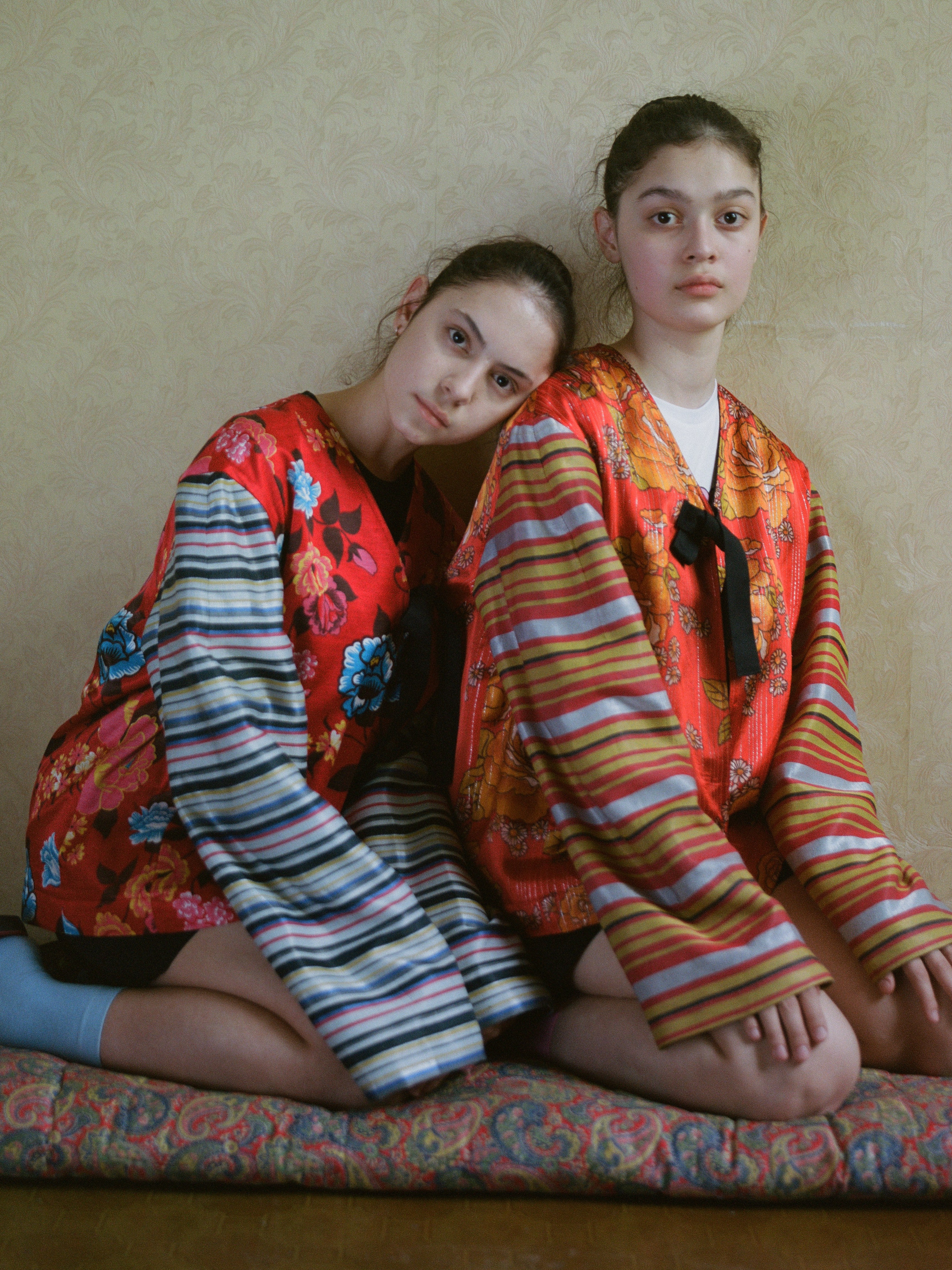 3420x4560  Согдиана Азимова в Instagram: «Хаммага Салом Азиз Мукслисларим. Анкет Анкет Анкет #Sitora #SitoraAlimjonova #SevinCofficial #Munisarizaeva #ShowVideo #Singer #Солнцезащитные очки… »