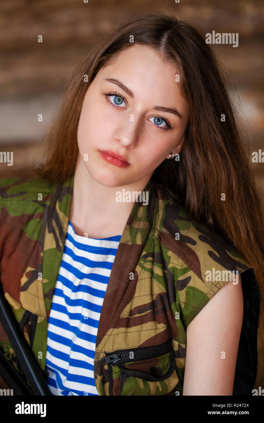 866x1390  Русская девушка Hi -Res stock Photography и Images - Alamy