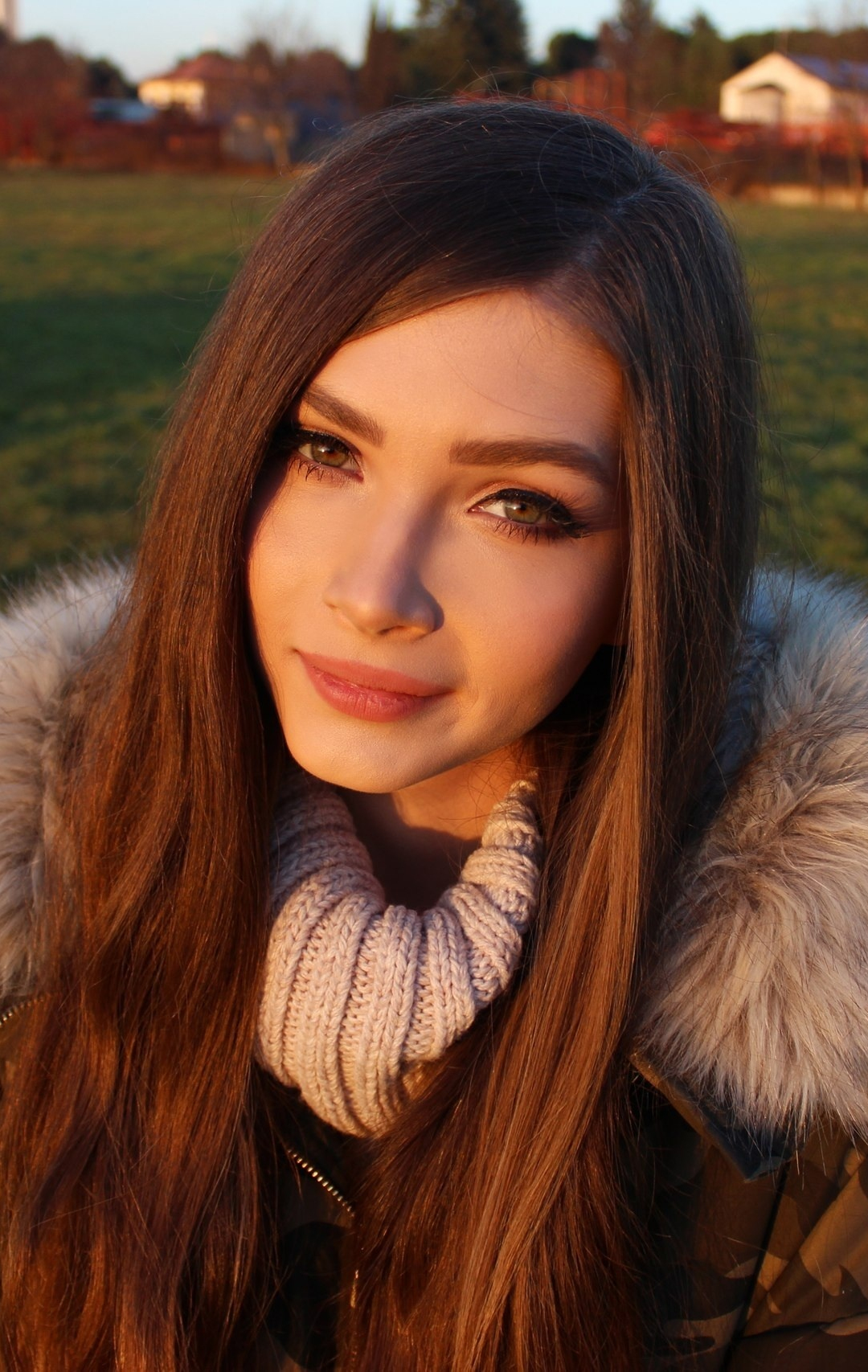 1080x1707  Скачать обои 1080x1920 русский, женщина, длинные волосы, модель, 1080p обои, Samsung Galaxy S4, S5, Note, Sony Xperia Z, Z1, Z2, Z3, HTC One, Lenovo Vibe, Google Pixel 2, OnePlus 5, Honor 9,