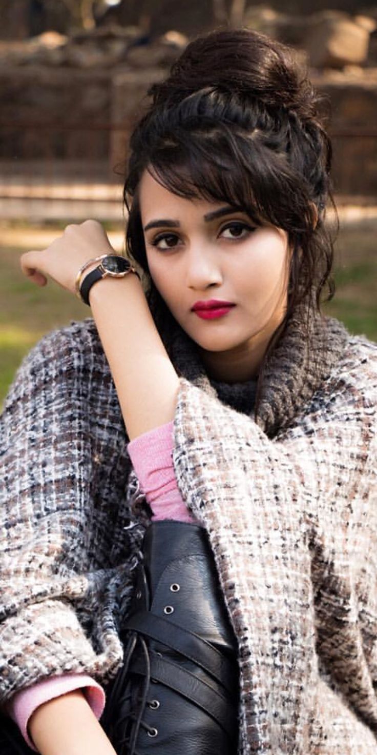 736x1472  Эд Весттвик из Италии - Девушка - 1465x2560 Обои - Teahub.io