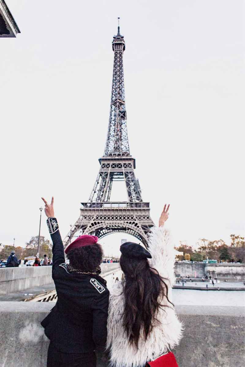 800x1199  Девушка парижские обои - пещера обоев